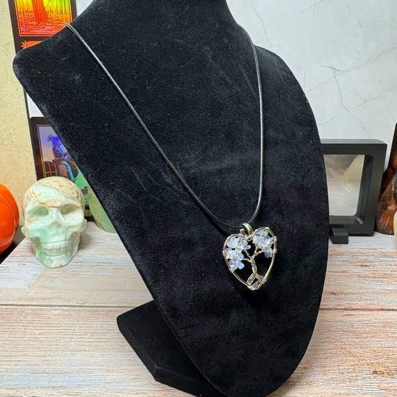 Opalite Tree of Life Heart Necklace - Picture 3 of 4
